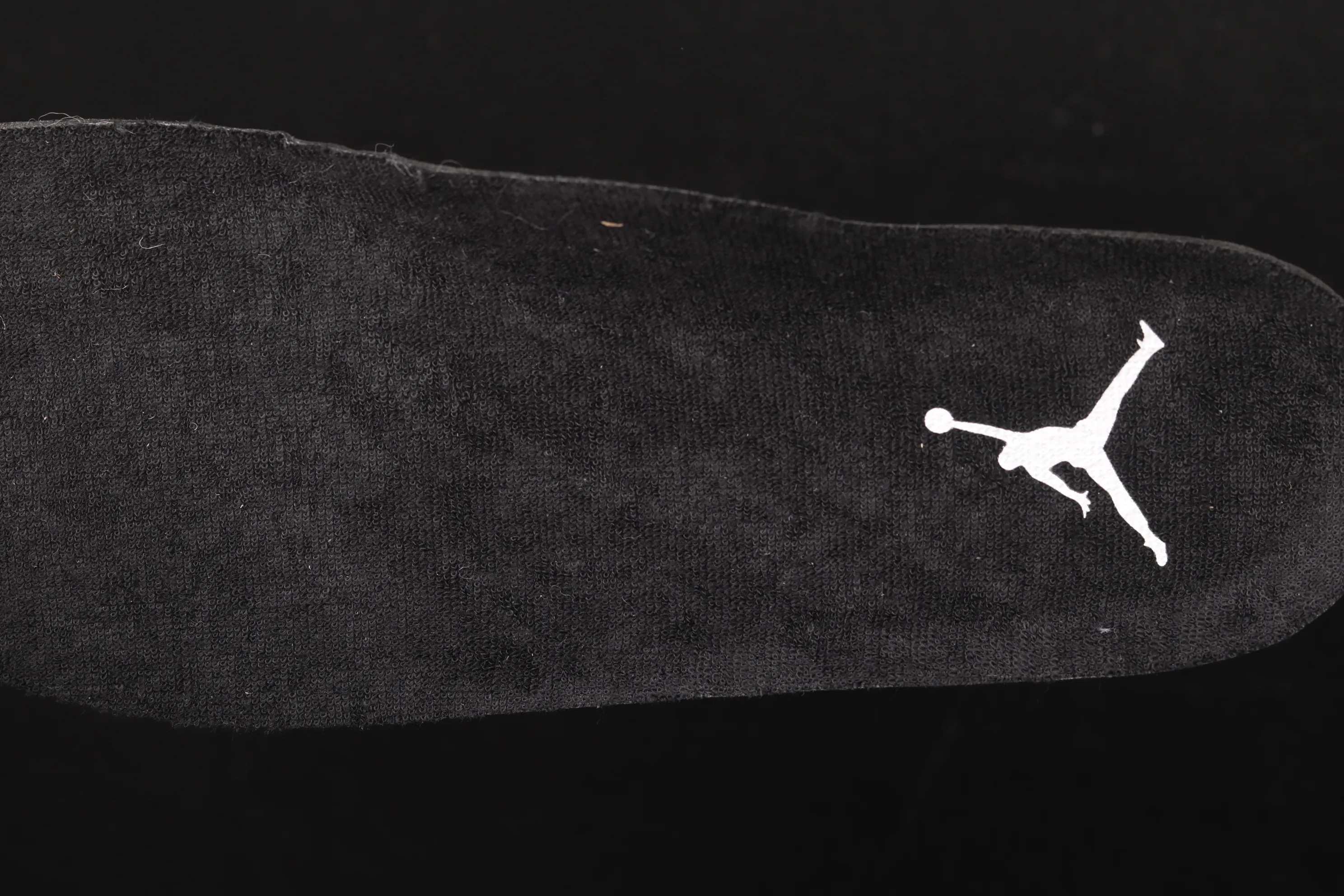 All categories Air Jordan Jordan series basketball shoes Air Jordan 11 X version Air Jordan 11 Low "Concord" AJ11 Joe 11 white and black genuine carbon 528895-153